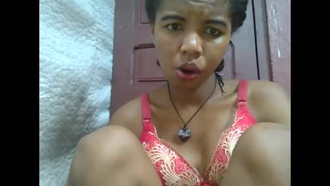 Snapshot of lydialarin chatting on March 2025 01:15:02 PM Lydiah online show from March 2025 01:15:02 PM