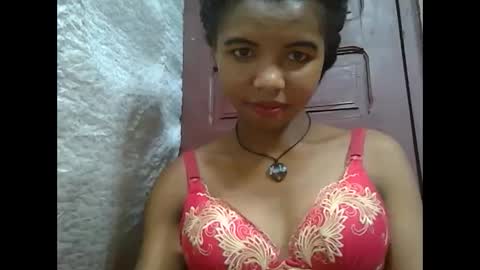 Snapshot of lydialarin chatting on March 2025 06:38:02 AM Lydiah online show from March 2025 06:38:02 AM