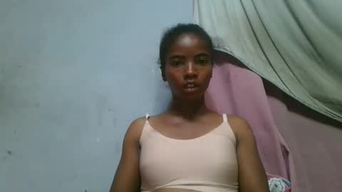 Snapshot of lydie856696 chatting on April 2026 07:50:01 AM lydie856696 online show from April 2026 07:50:01 AM