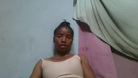 Snapshot of lydie856696 chatting on April 2026 02:44:02 PM lydie856696 online show from April 2026 02:44:02 PM