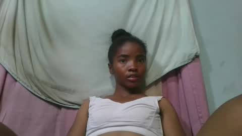 Snapshot of lydie856696 chatting on May 2026 04:48:02 PM lydie856696 online show from May 2026 04:48:02 PM