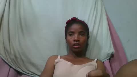 Snapshot of lydie856696 chatting on May 2026 04:15:02 PM lydie856696 online show from May 2026 04:15:02 PM