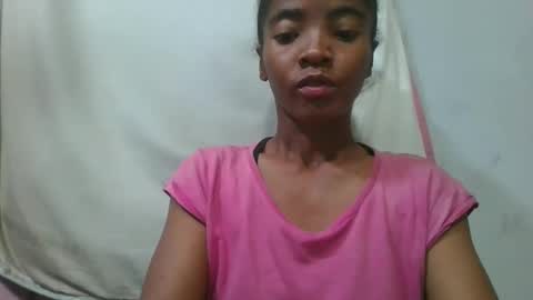 Snapshot of lydie856696 chatting on May 2026 02:18:01 AM lydie856696 online show from May 2026 02:18:01 AM