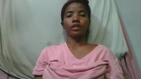 Snapshot of lydie856696 chatting on May 2026 04:36:02 PM lydie856696 online show from May 2026 04:36:02 PM
