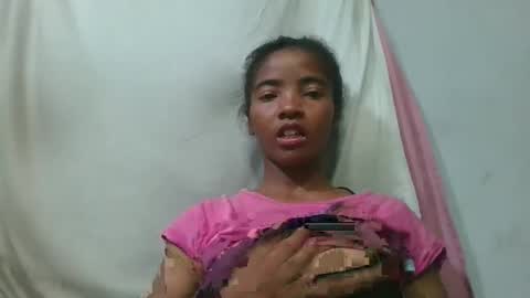Snapshot of lydie856696 chatting on May 2026 02:47:02 PM lydie856696 online show from May 2026 02:47:02 PM
