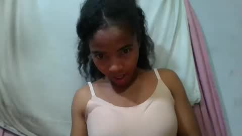 Snapshot of lydie856696 chatting on June 2026 01:50:02 AM lydie856696 online show from June 2026 01:50:02 AM