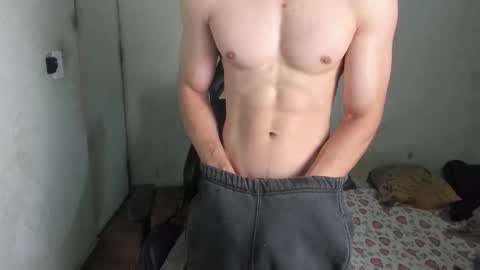 Snapshot of lyg7 chatting on February 2026 11:24:01 AM Gothdaddy online show from February 2026 11:24:01 AM