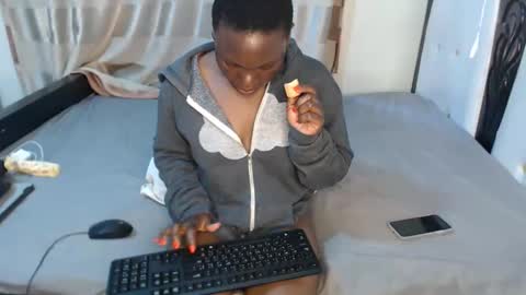 Snapshot of lyiajee chatting on October 2025 07:31:02 AM lyiajee online show from October 2025 07:31:02 AM