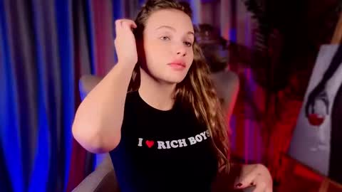 Snapshot of lykava chatting on September 2025 02:11:01 PM simply Eliza online show from September 2025 02:11:01 PM