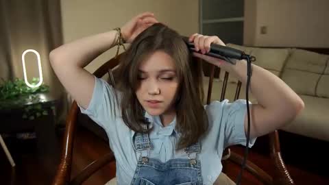 hi im Lyle online show from March 2025 03:05:02 PM