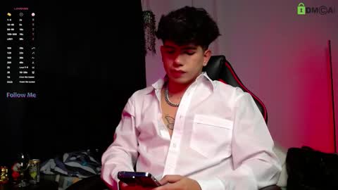 Lyle Bennett Freelance Model online show from October 2025 11:11:02 AM