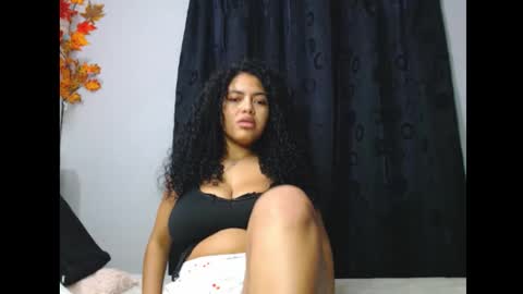 lylii_evans online show from October 2025 10:21:02 PM