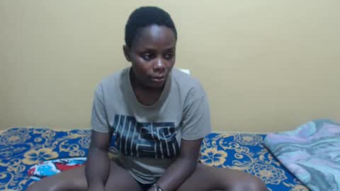 lyn_anna online show from February 2025 06:56:02 PM