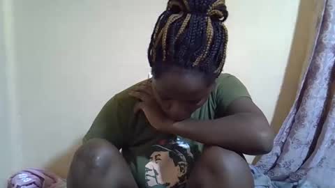 lyn_anna online show from November 2025 11:49:01 AM