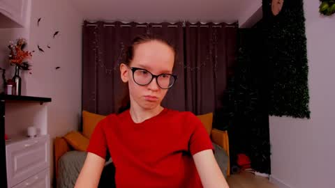 Sara online show from January 2025 07:25:01 PM