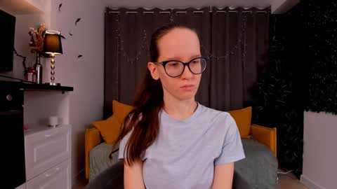 Sara online show from January 2025 04:27:01 PM