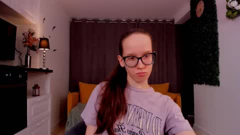 Sara online show from March 2025 04:20:01 PM