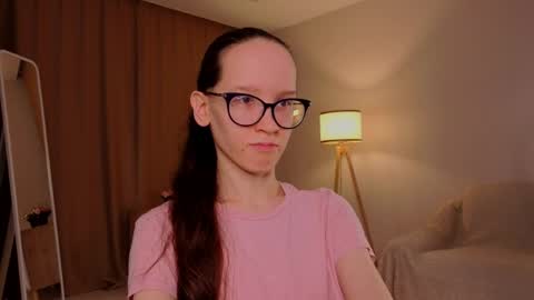 Sara online show from March 2026 04:07:02 PM