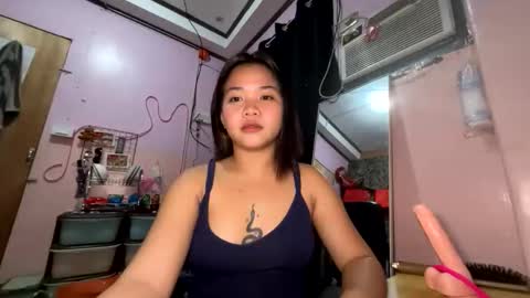 I am Lyn- DONT FORGET TO FOLLOW ME online show from November 2025 11:42:02 AM