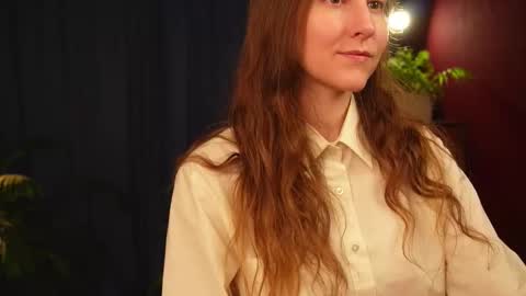 Snapshot of lynn_feline chatting on October 2025 10:05:02 AM Lynn online show from October 2025 10:05:02 AM