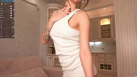 Natasha online show from February 2025 01:51:02 PM