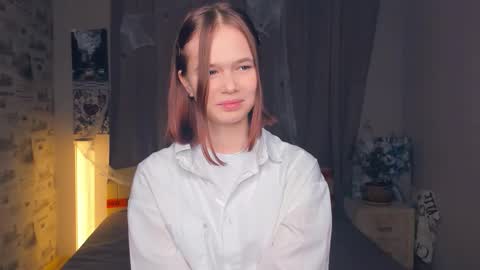 Cozy Lynns room online show from November 2025 08:35:01 AM