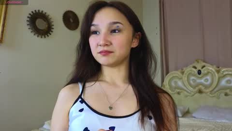 Lola online show from February 2025 05:40:02 PM