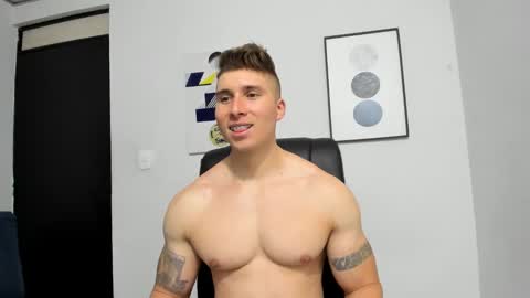 Lyonel online show from March 2025 07:25:01 PM