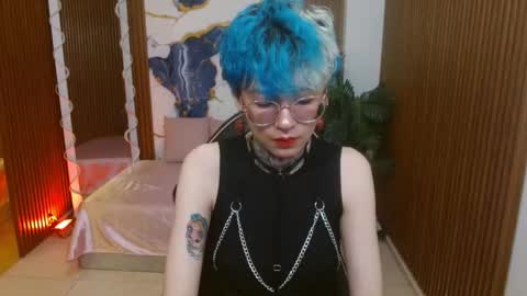 lyra_tay online show from March 2026 11:27:01 AM