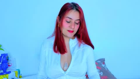Snapshot of lyracarter chatting on May 2026 11:06:01 AM Lyra Carter online show from May 2026 11:06:01 AM