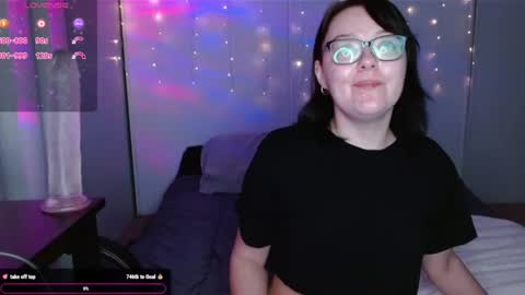 Snapshot of lyrajrose chatting on February 2025 02:10:02 AM Lyra Rose online show from February 2025 02:10:02 AM