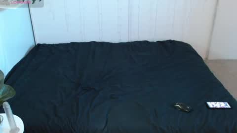 Snapshot of lyrajrose chatting on October 2025 04:04:02 PM Lyra Rose online show from October 2025 04:04:02 PM