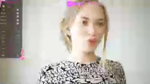 Snapshot of lysii_astra chatting on June 2026 12:59:01 PM Liza online show from June 2026 12:59:01 PM
