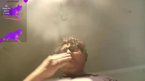 lyxx_2 online show from June 2026 12:06:01 AM