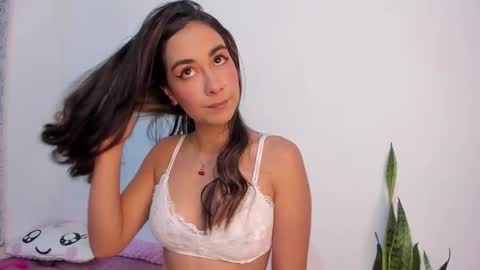 Lizzy smith  online show from January 2026 08:12:01 PM