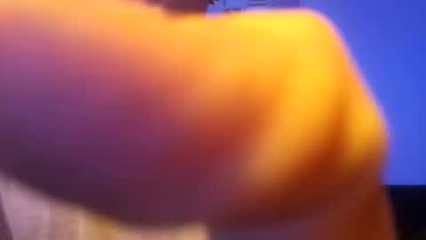 Snapshot of m1guele chatting on November 2025 03:04:01 AM Fucklover online show from November 2025 03:04:01 AM