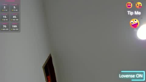 Snapshot of m1lk_choc chatting on October 2025 02:14:02 PM Mila online show from October 2025 02:14:02 PM