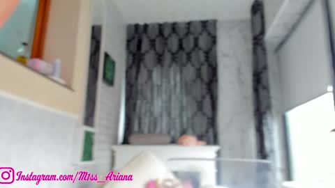 Snapshot of m1ss_ariana chatting on March 2026 07:35:02 AM Ariana online show from March 2026 07:35:02 AM