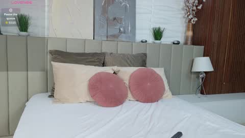 Mabel online show from April 2026 07:01:02 PM