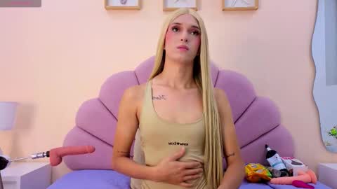 macarena_05_ online show from November 2025 02:44:01 AM