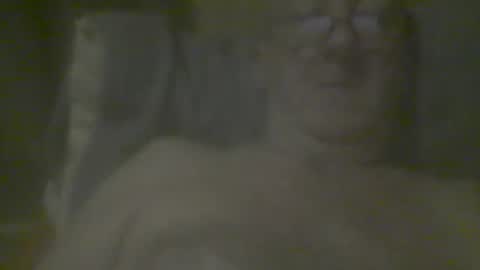 Snapshot of macbewdekan25 chatting on May 2026 04:02:01 PM macbewdekan25 online show from May 2026 04:02:01 PM