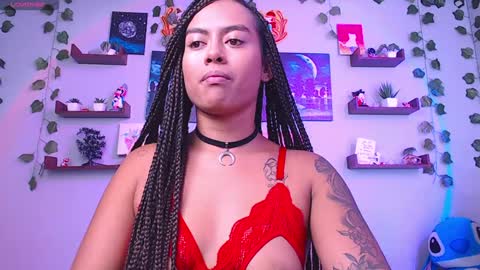 Snapshot of macey_hairy chatting on December 2024 05:58:02 PM Macey Elliot Modelo Independiente online show from December 2024 05:58:02 PM