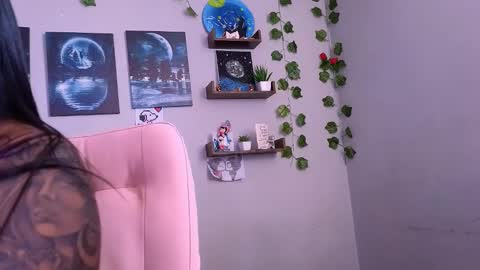 Snapshot of macey_hairy chatting on September 2025 05:35:02 PM Macey Elliot Modelo Independiente online show from September 2025 05:35:02 PM
