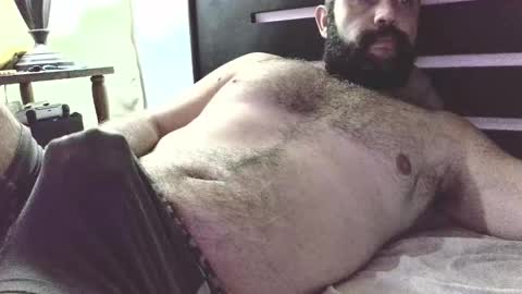 Snapshot of machoathome chatting on December 2024 05:04:02 AM machoathome online show from December 2024 05:04:02 AM