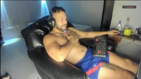 Snapshot of machohandsome chatting on April 2026 10:18:01 AM Javier papichulo master how do you want online show from April 2026 10:18:01 AM