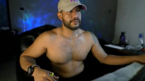 Snapshot of machohandsome chatting on May 2026 07:38:02 AM Javier papichulo master how do you want online show from May 2026 07:38:02 AM