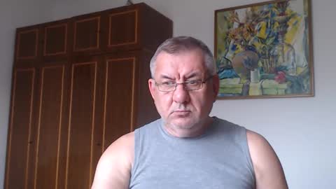 Macho online show from September 2025 03:06:02 PM