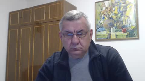 Macho online show from October 2025 05:04:01 PM