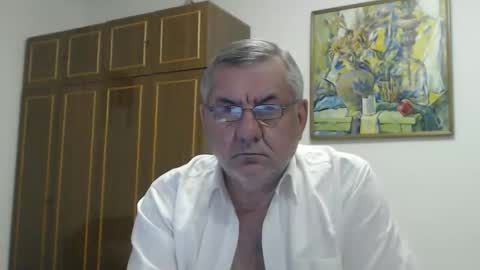 Macho online show from November 2025 11:20:02 PM