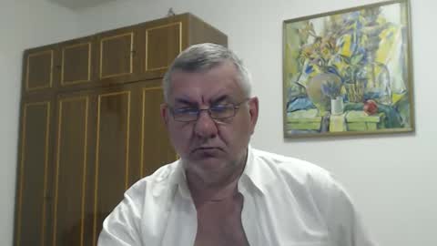 Macho online show from December 2025 04:56:01 PM
